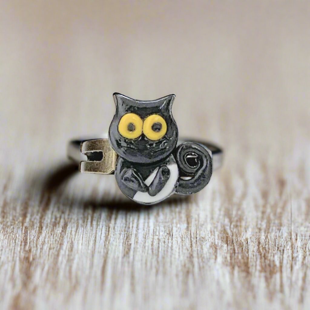 cat shaped ring